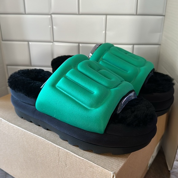 UGG MAXI GRAPHIC SLIDE - Picture 2 of 5